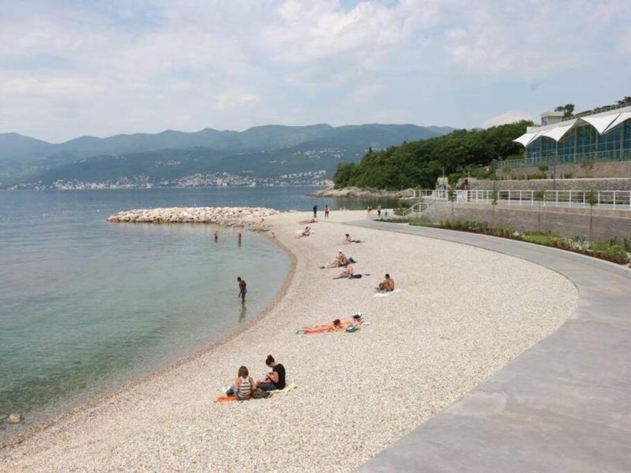 Apartment Mediterranean Garden Rijeka Bagian luar foto