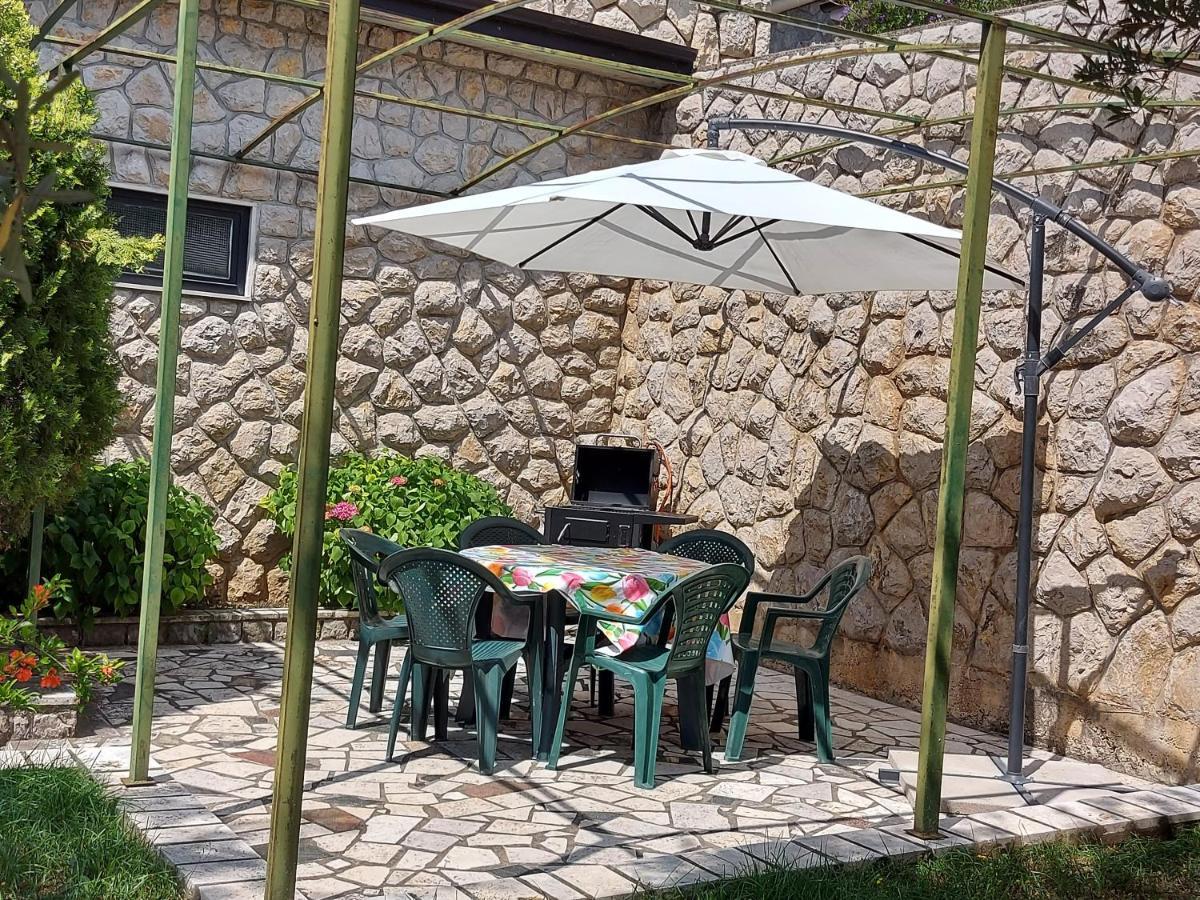 Apartment Mediterranean Garden Rijeka Bagian luar foto